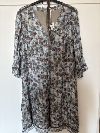 NILE Kleid, Grösse XL, Viskose, Sommerlich leicht!