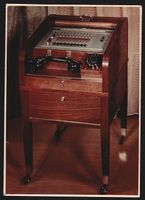 Fotografie Telefonschrank mit Drehscheib