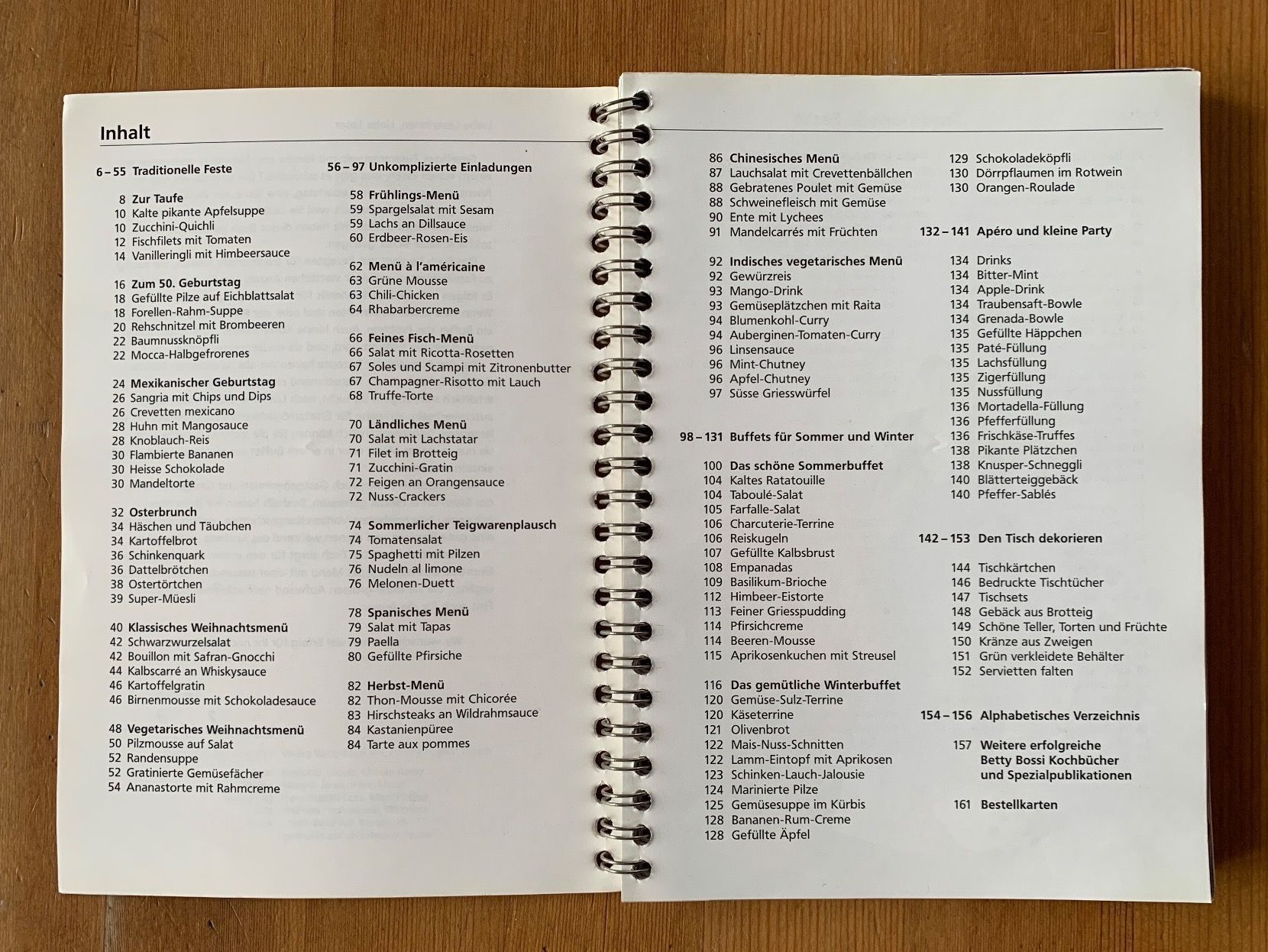 Libri: Betty Bossi Festliche Menüs – Usato da Stein am Rhein venduto da Karisma78 1