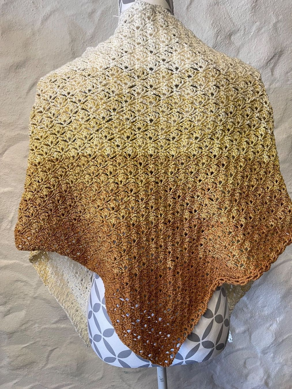 Foulard & Sciarpe: Dreieckstuch – Nuovo (secondo la descrizione) da Urnäsch venduto da pas_5r9c 1