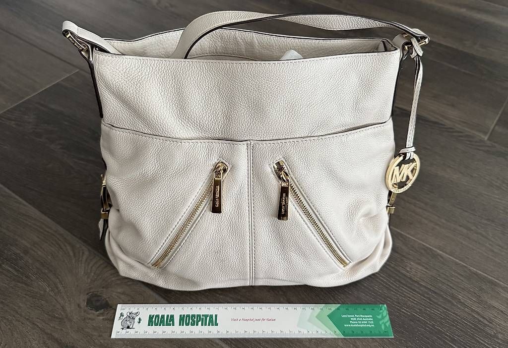 Michael Kors Borse da donna: Michael Kors Tasche  weiss  elegant – Usato da Aeugst am Albis venduto da sharnischberg