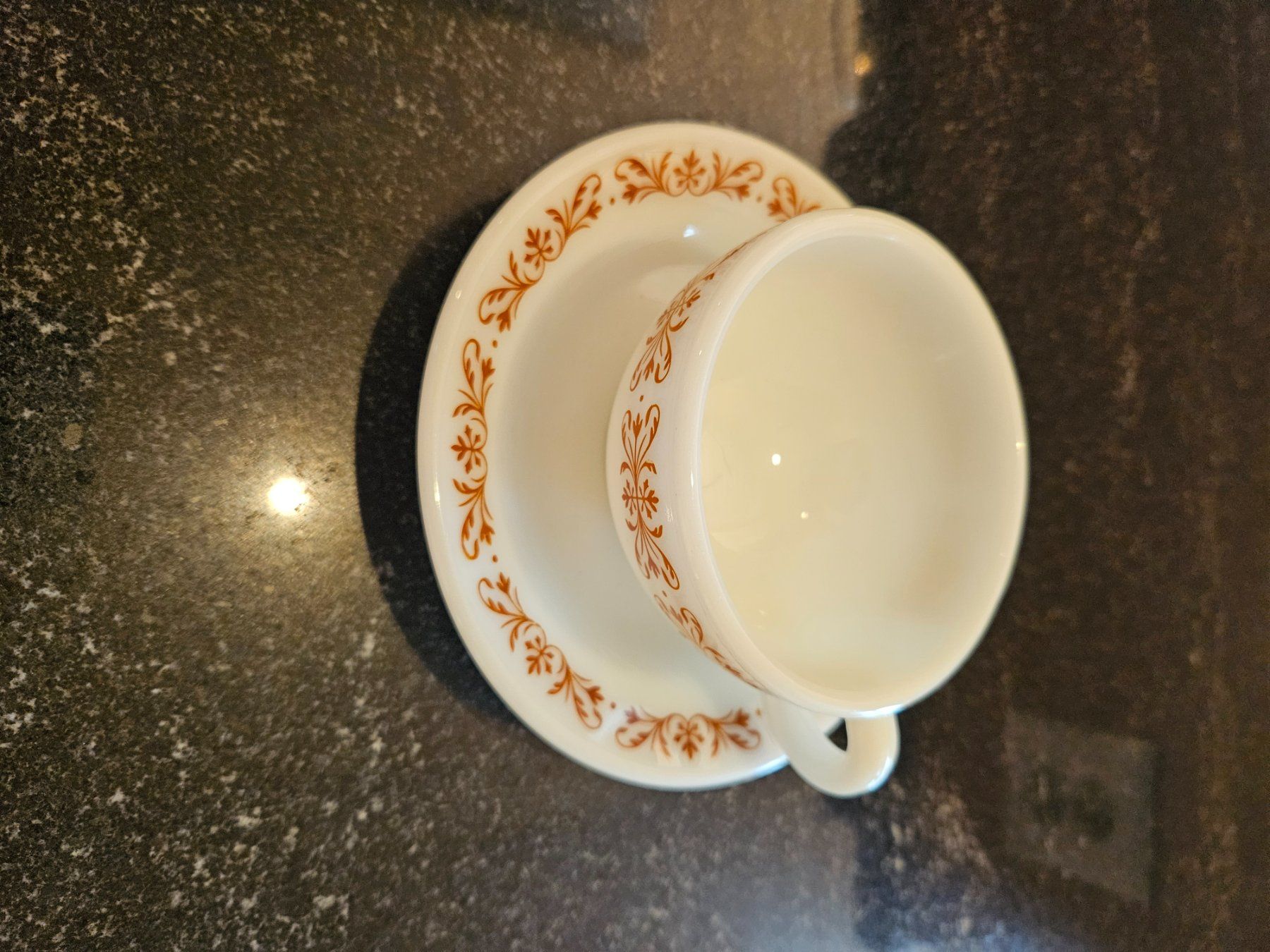 Geschirrsets: Geschirr / Vintage / Pyrex Brand Tableware by Corning – Gebraucht aus Ebersecken von rjempfi 4