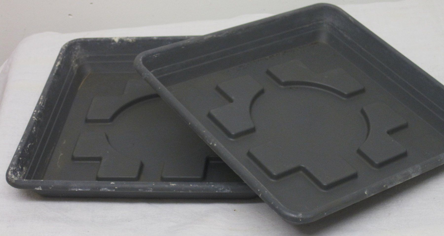 Vasi per fiori: 4x Pflanzencontainer Geli  Anthrazit inkl. Untersetzer – Usato da Rickenbach Sulz venduto da Sodeli23 8