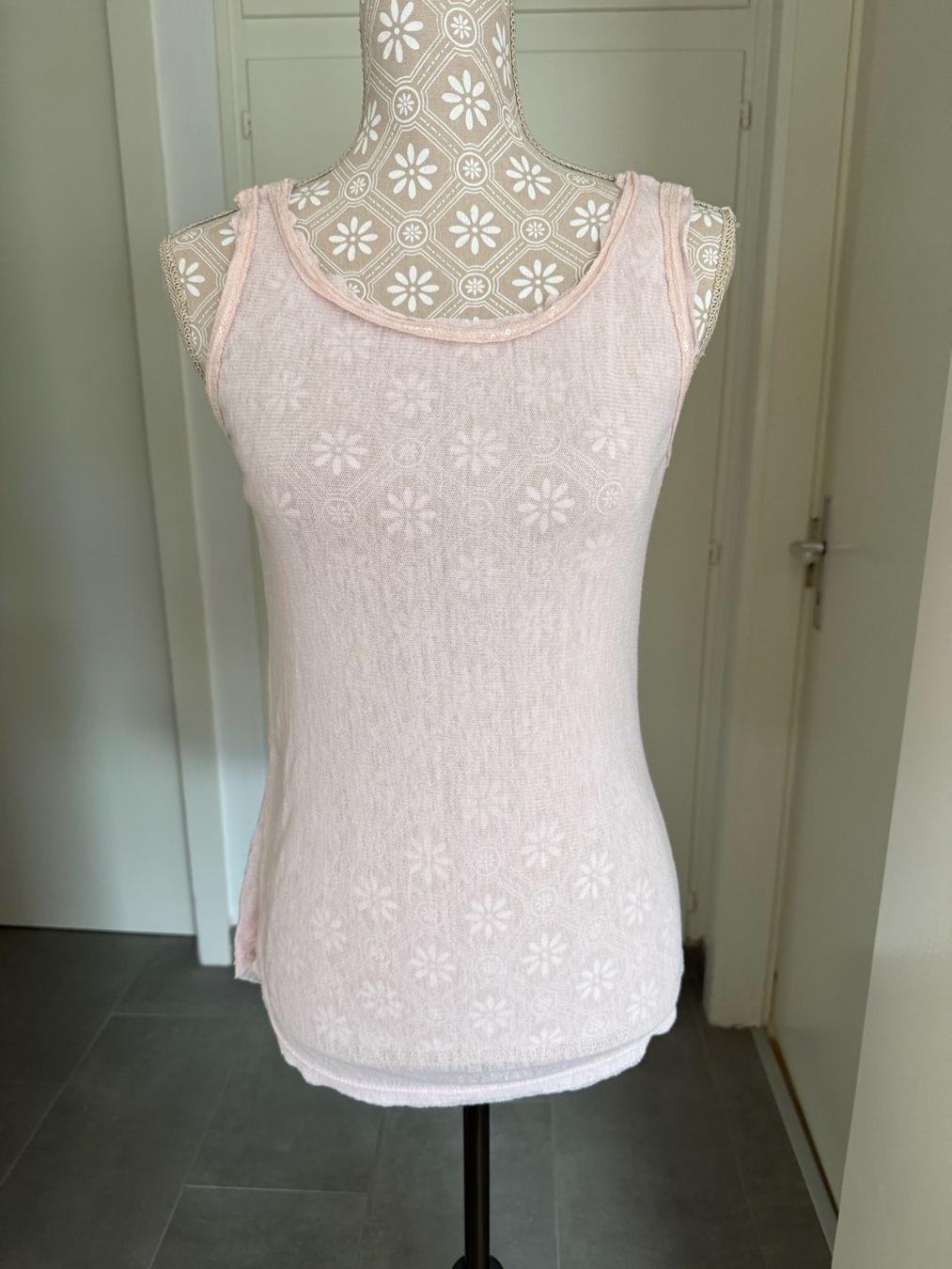 Tops: Top - M – Gebraucht aus Sion von accroshoes 1