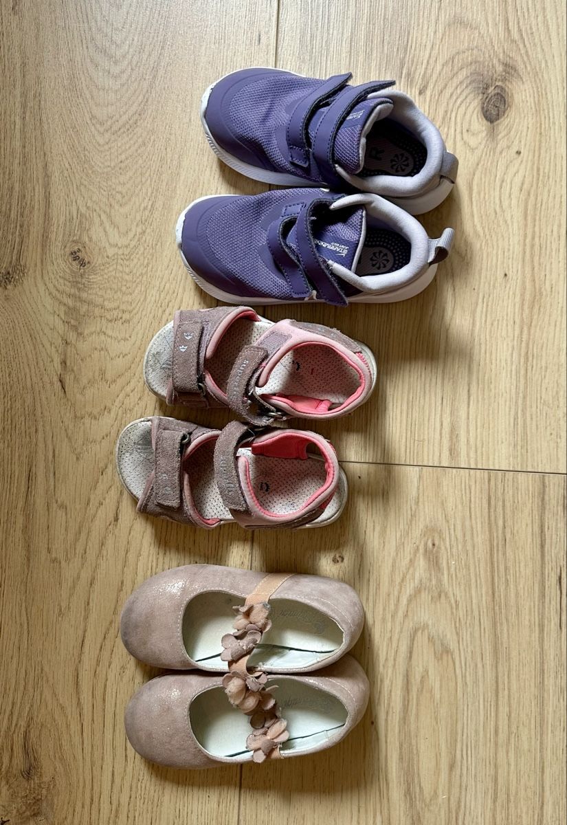 Schuhe für Mädchen: Kinder Schuhe Gr. 26 – Gebraucht aus Zürich von Lena.17