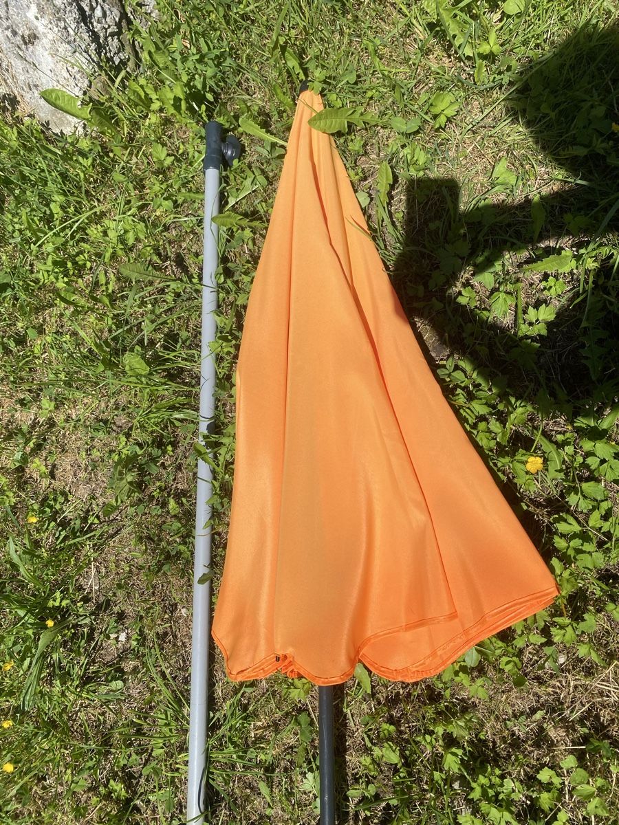 Parasols: Sonnenschirm DM= ca. 180cm – D'occasion à Seewen SZ par shaky01 4