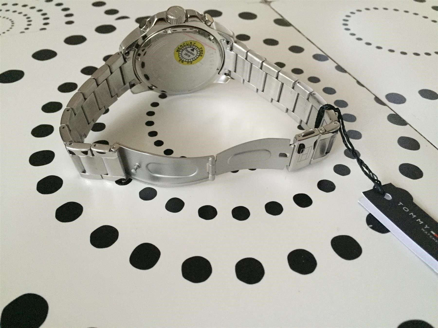 Tommy Hilfiger Orologi: TOMMY HILFIGER ORIGINALE - JACE BLACK DIAL MEN'S - NEW !!!!! – Nuovo e nell'imballaggio originale da Epalinges venduto da dream-watch 7