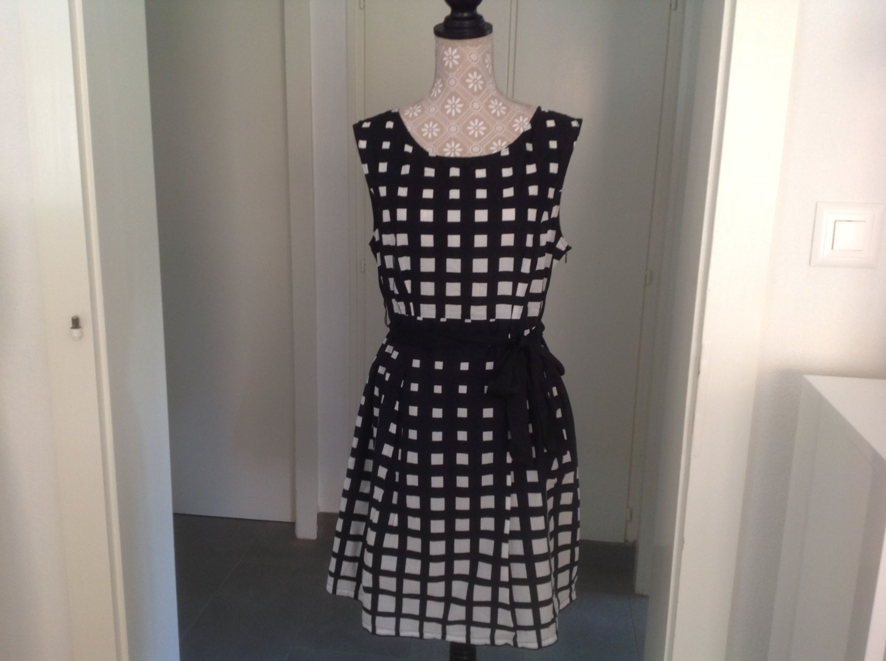 Promod Vestiti: Promod - Robe - 42 – Usato da Sion venduto da accroshoes