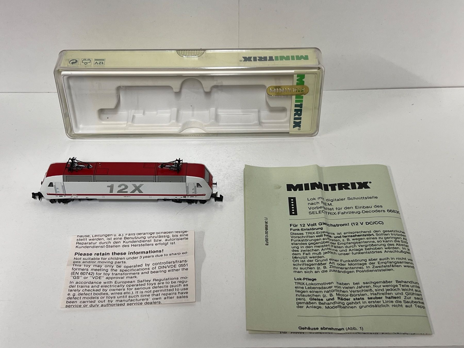 Trix Modelleisenbahnen: Minitrix 12640 DB 12X mit digitaler Schnittstelle – Neu und originalverpackt aus Neuenhof von ludovicco