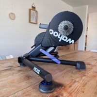 Wahoo KICKR V5 2020 Smart Trainer inkl. Shimano 105 Kassette