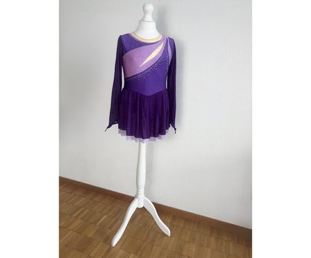 Eiskunstlauf Eislauf Kürkleid 10 / 134-140 neu mit Etikett