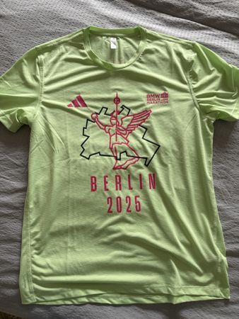 Adidas Shirt BMW Berlin Marathon 2025, Grösse M. Top!