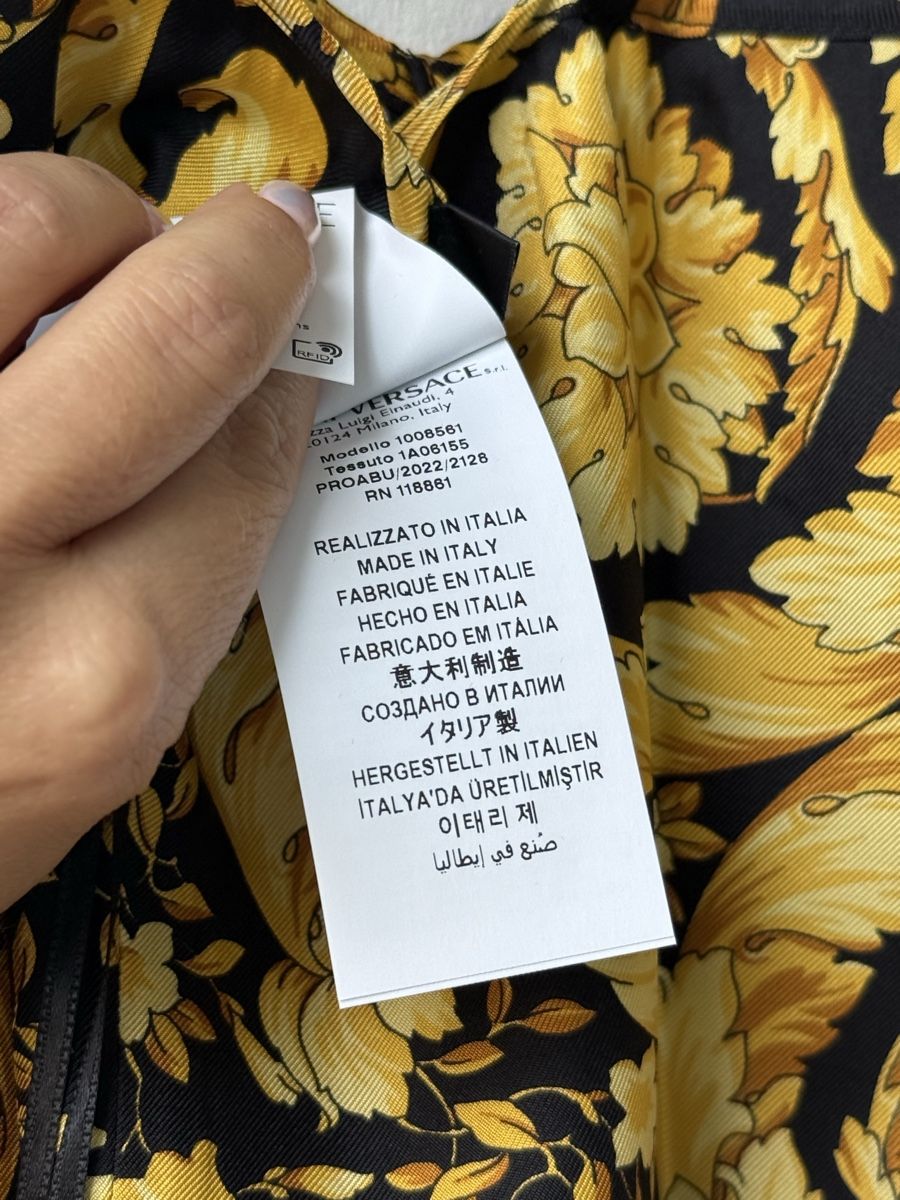 Versace Vestiti: Bellissimo abito in seta firmato Versace – Nuovo e nell'imballaggio originale da Castagnola venduto da BlondiePosh 8