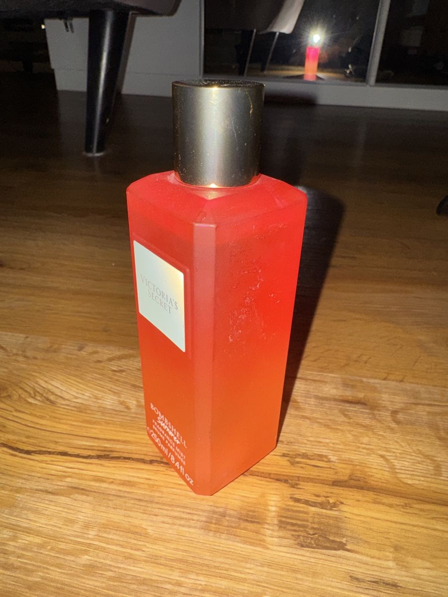 Victoria's Secret Profumi & Eau de Toilette: Victorias Secret bombshell summer 250 ml – Nuovo (secondo la descrizione) da Lachen SZ venduto da nathiisch 1
