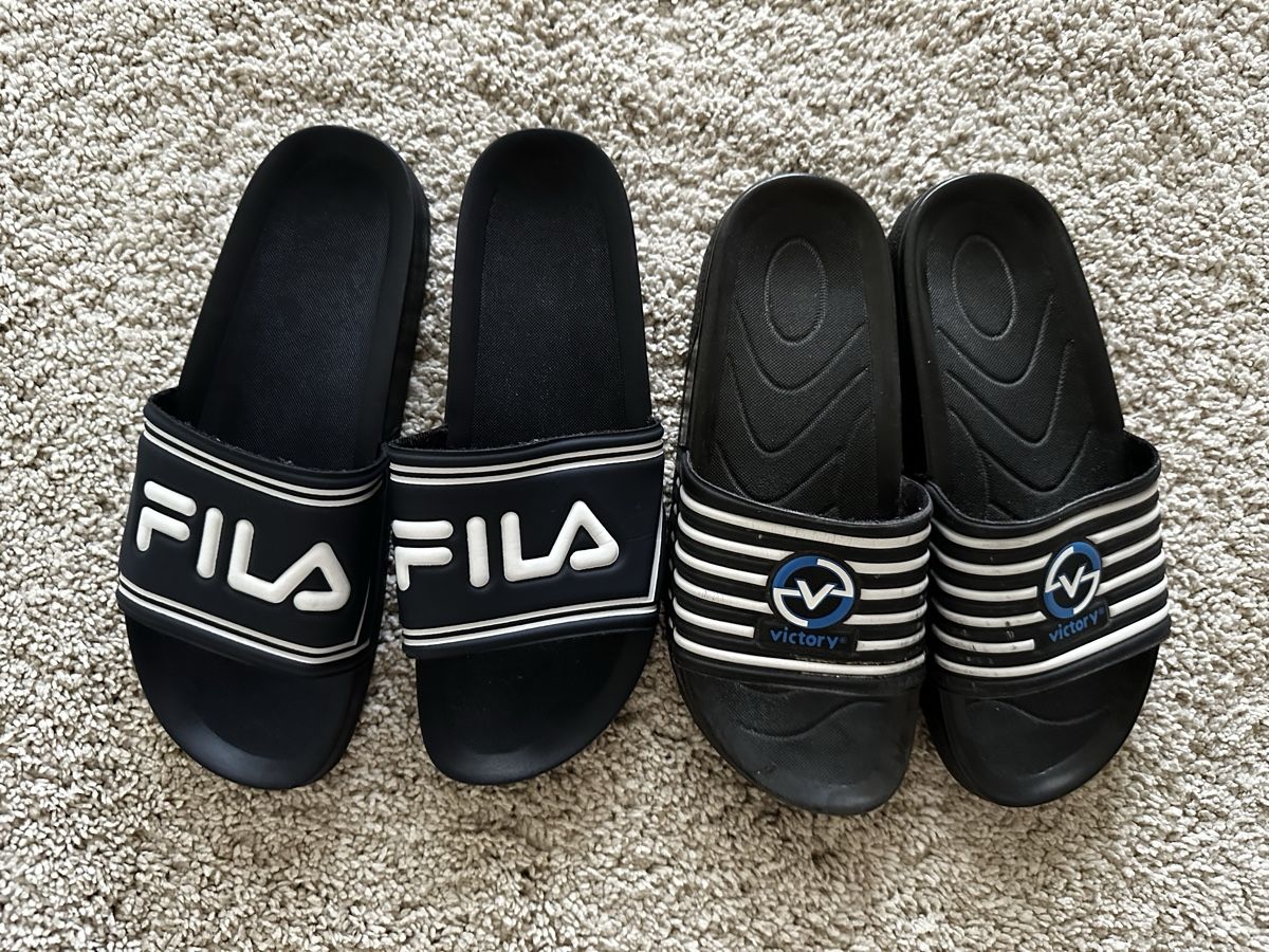 Fila Scarpe da uomo: 2 paires de claquettes – Usato da Evilard venduto da zoe.mrsg