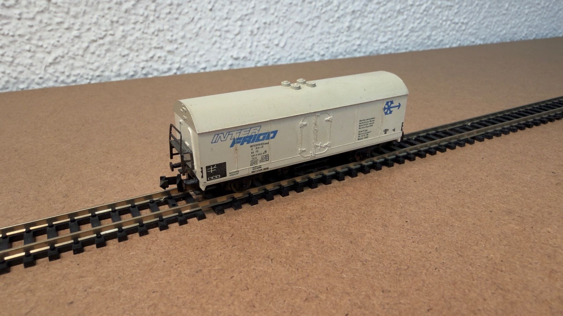 Fleischmann Modellini di ferrovie: Fleischmann Inter Frigo Güterwagen Spur N – Usato da Schlieren venduto da rat_lq6b