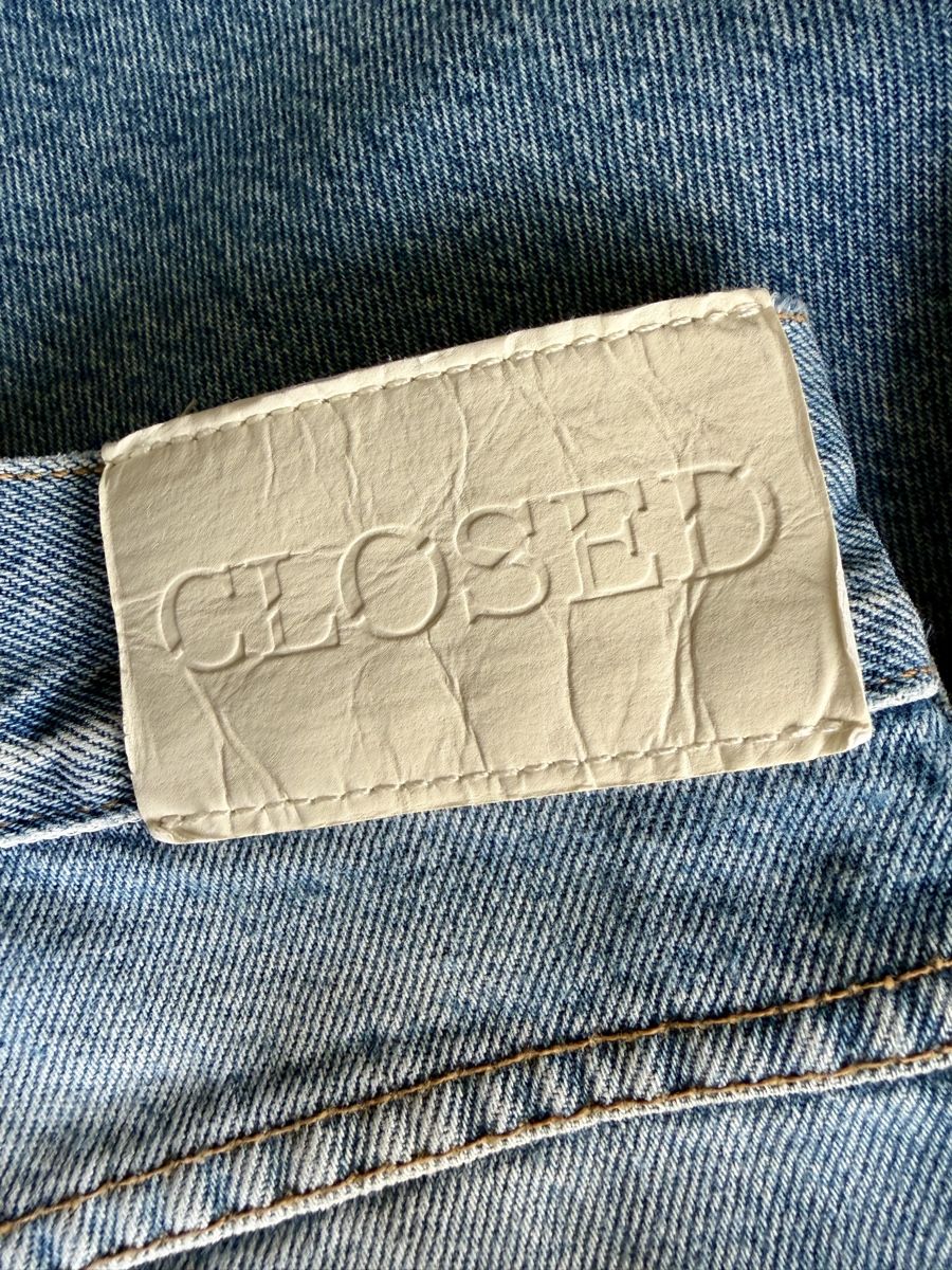 Closed Jeans: CLOSED Jeans hellblau Grösse 26/32 – Gebraucht aus Baden von anja.vanessa 2