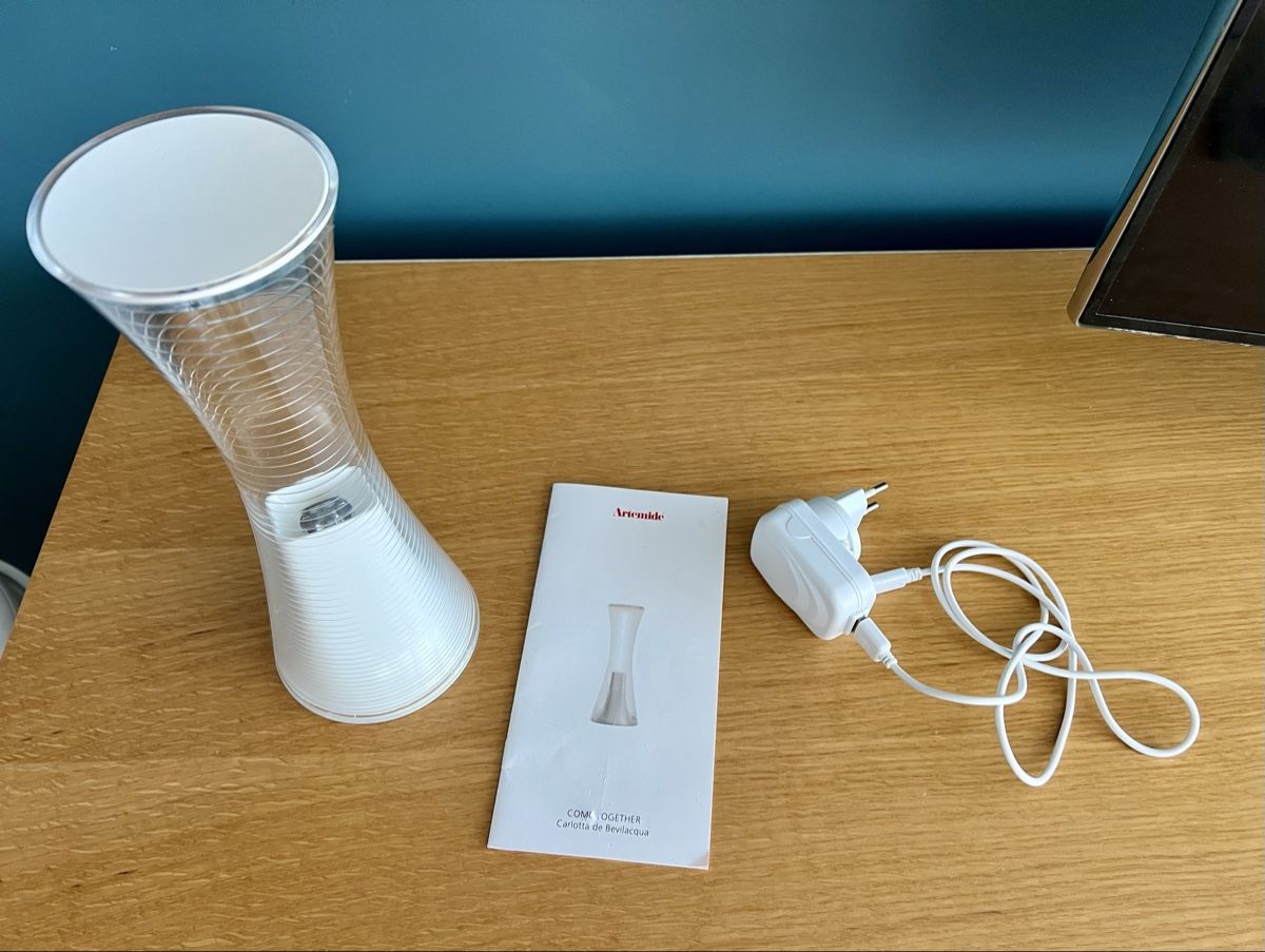 Artemide Lampade: Artemide lampe de table portable Come together – Usato da Lausanne venduto da HomeDepose 1