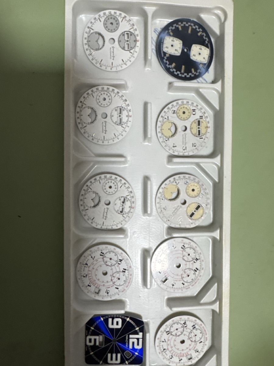 Swiss Orologi: Lot de 10 cadrans vintage – Usato da La Chaux-de-Fonds venduto da lida2005 1