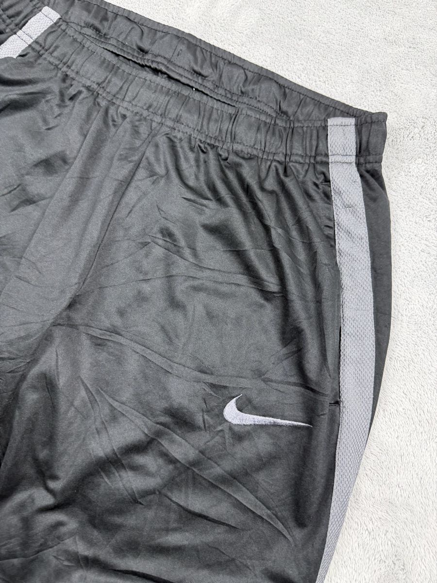 Nike Pantaloni: Nike sweatpants – Usato da Erlinsbach SO venduto da TogaResell 1