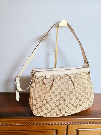Schöne Gucci Tasche GG Monogramm Canvas Leder Beige Damen So