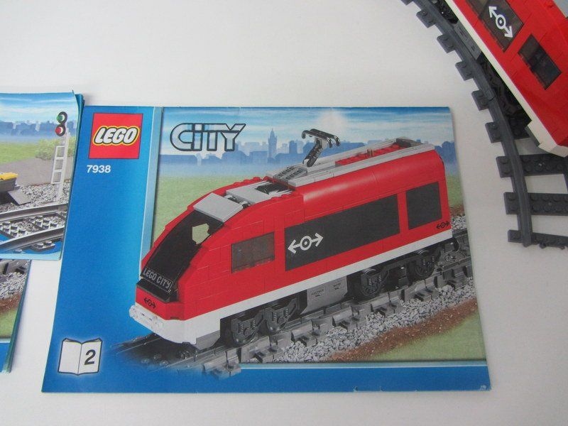 Lego Kit di costruzioni: LEGO RC Train 7938 " Passenger Train " + Lichtfunktion – Usato da Kreuzlingen venduto da heinrich7h 1