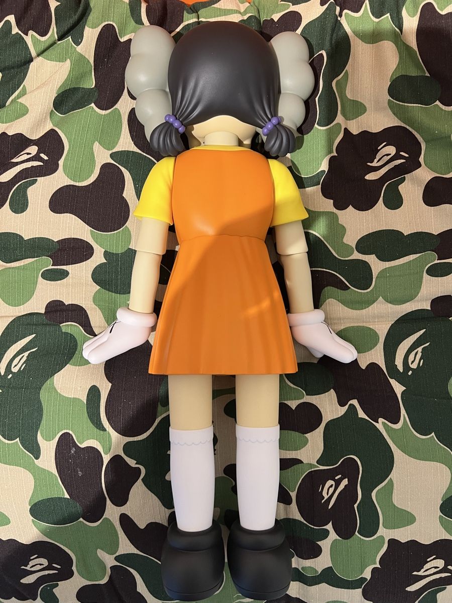 Statuette: KAWS x Squid Game Figur – Nuovo e nell'imballaggio originale da Zürich venduto da Realvintagesale 8