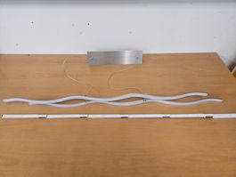 Moderne LED Hängelampe Wellenform Designlampe Chrom Edels...