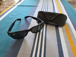 Sonnenbrille Ray-Ban Wayfarer schwarz polarisiert mit Etui