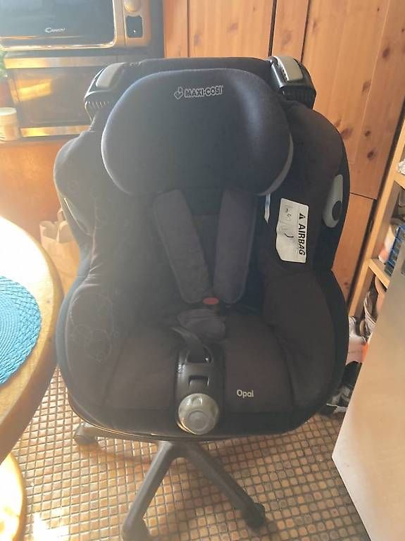 Sièges auto: Siège Auto Maxi-Cosi jusqu' à 18 Kg – D'occasion à Genève par sbo_ks28 1