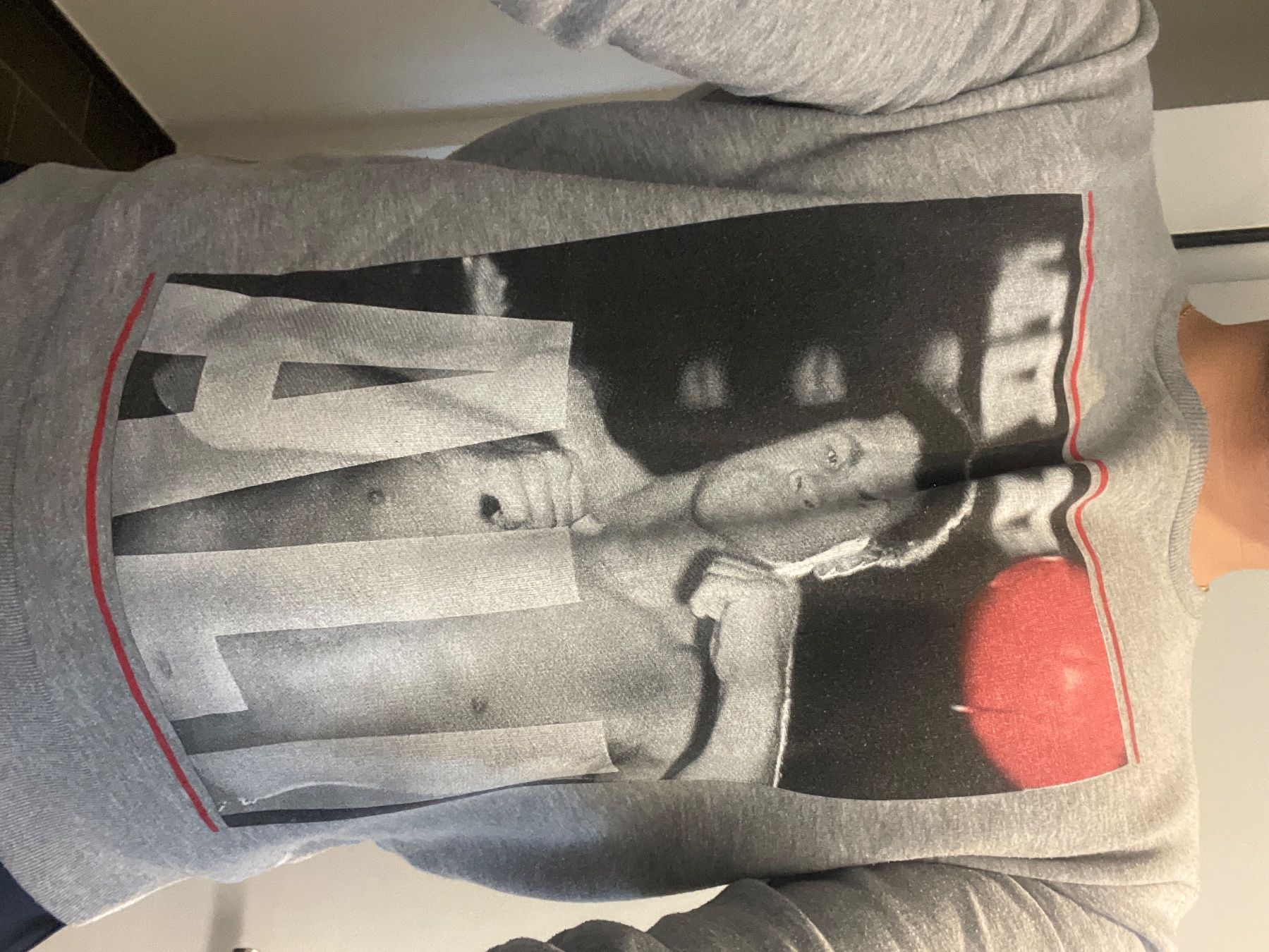 Pullover & Sweatshirts: Pullover Mohammed Ali Grösse L – Gebraucht aus stüsslingen von Aless14