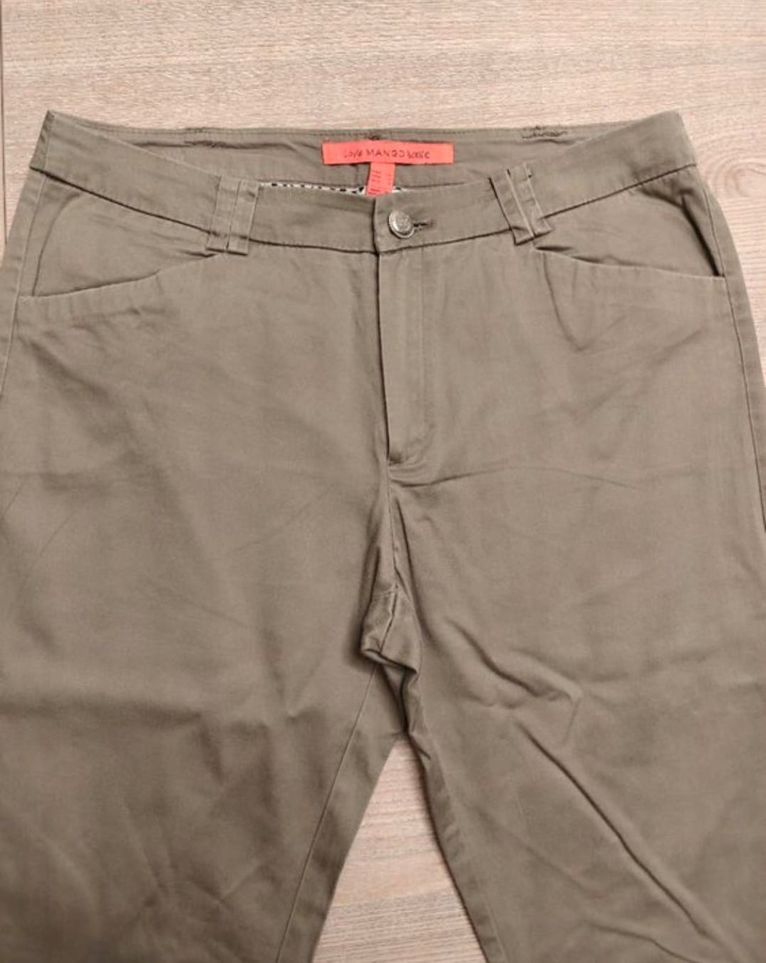 Hosen: Hose von Mango, Grösse 40, Top Zustand! – Neu (gemäss Beschreibung) aus Zürich von mit_jz2x