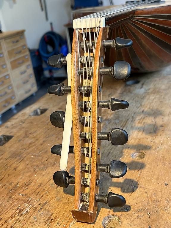 Instruments de musique: Oud – D'occasion à lausanne par nymee123 2