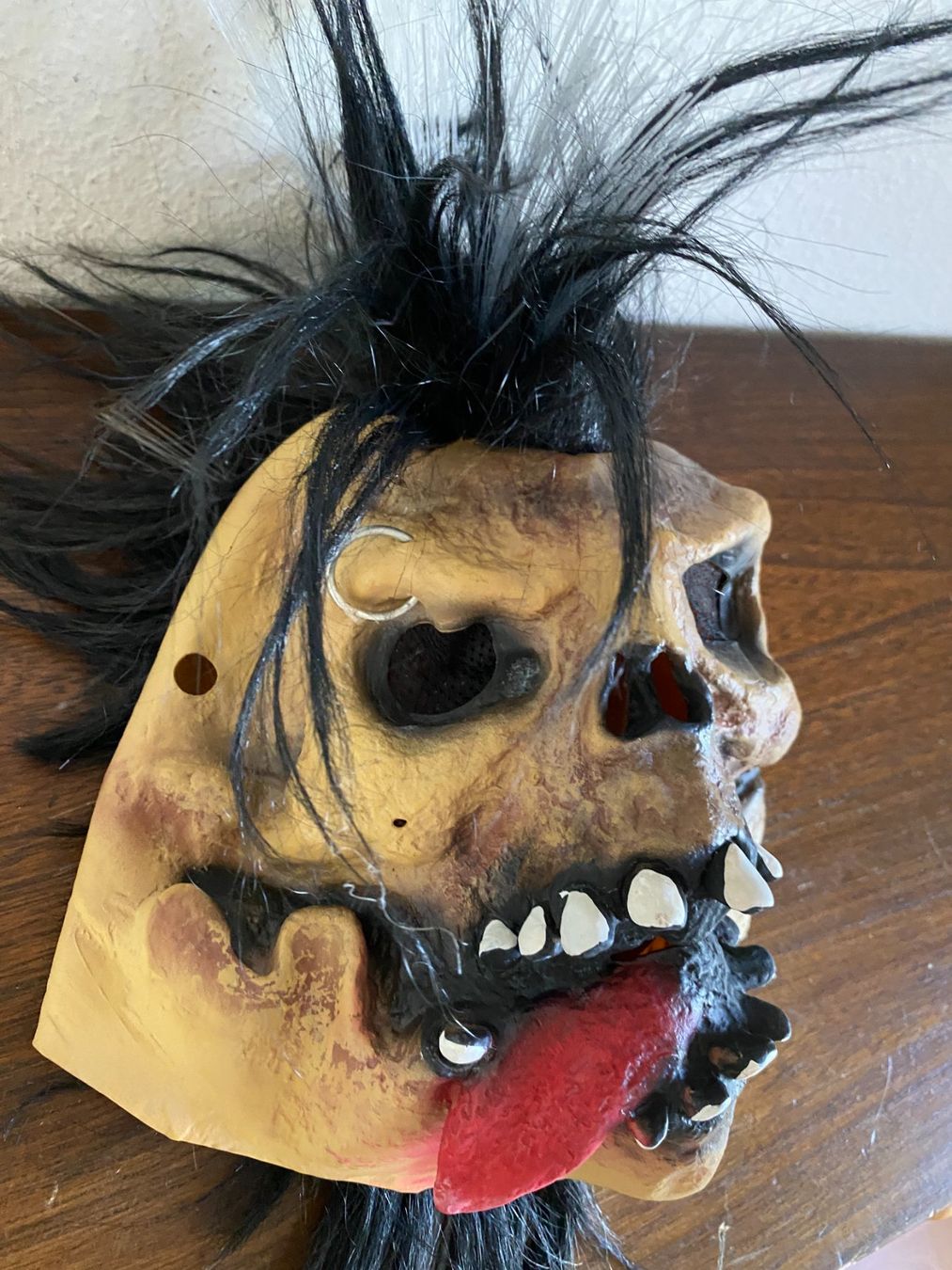 Masken: Halloween Maske – Gebraucht aus Gümligen von Vicky2 1