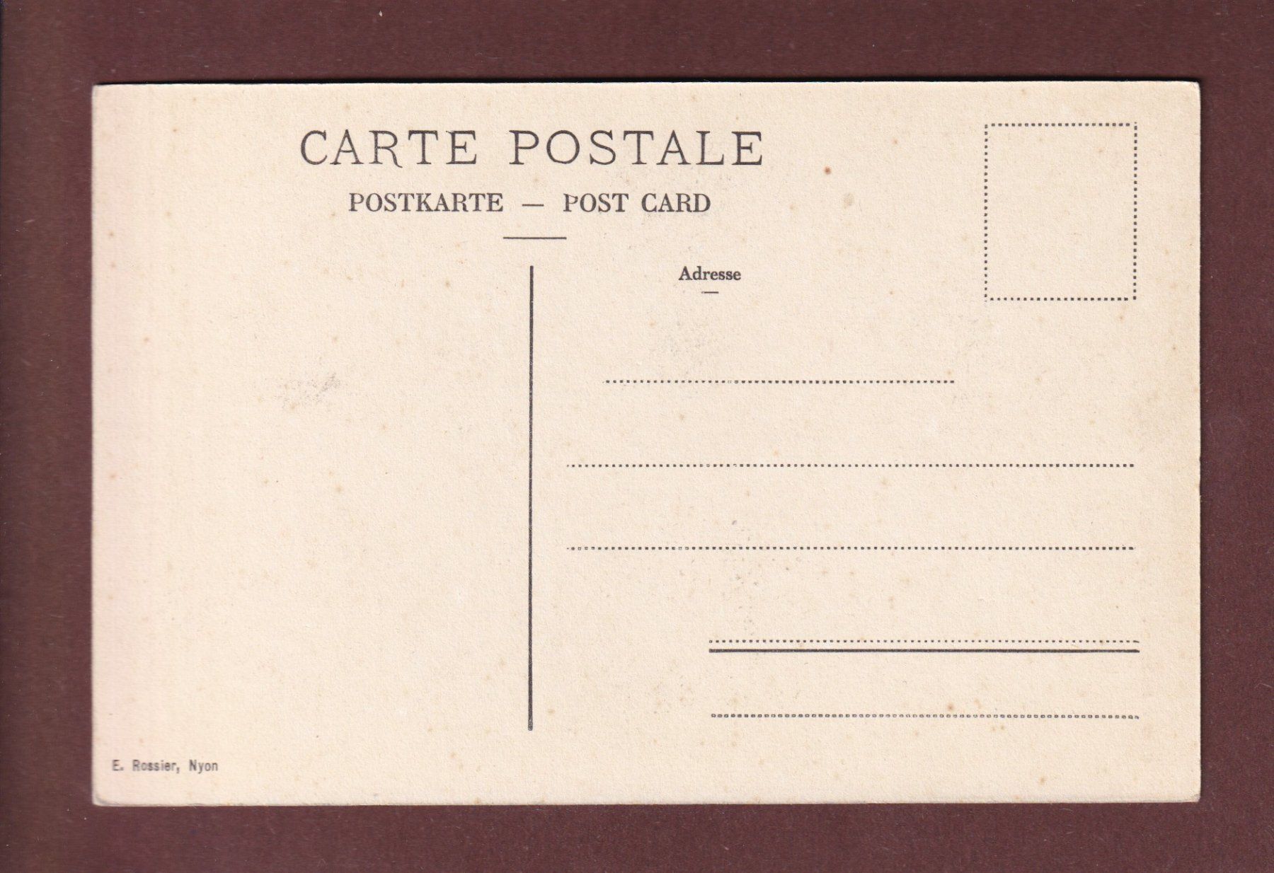 Cartes postales: AUBONNE - Cour du Château – D'occasion à Pully par nicecards-shop 1