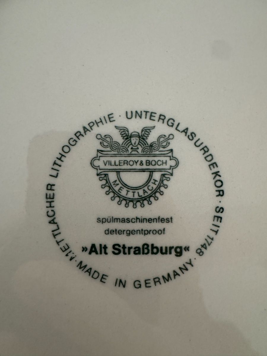 Villeroy & Boch Set di piatti: Villeroy & Boch Alt Strassburg Teller  – Usato da Galgenen venduto da rpoto 7