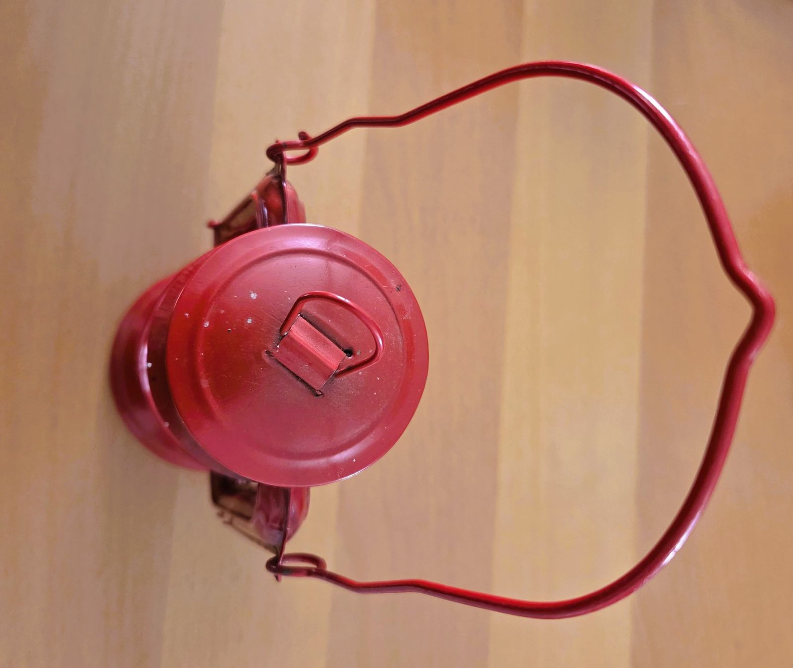 Lampade: ALTE PETROLLAMPE / ANTIKE LATERNE – Usato da Brüttisellen venduto da Nighttrain 3