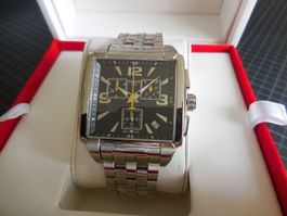 TISSOT Uhr Quadrato