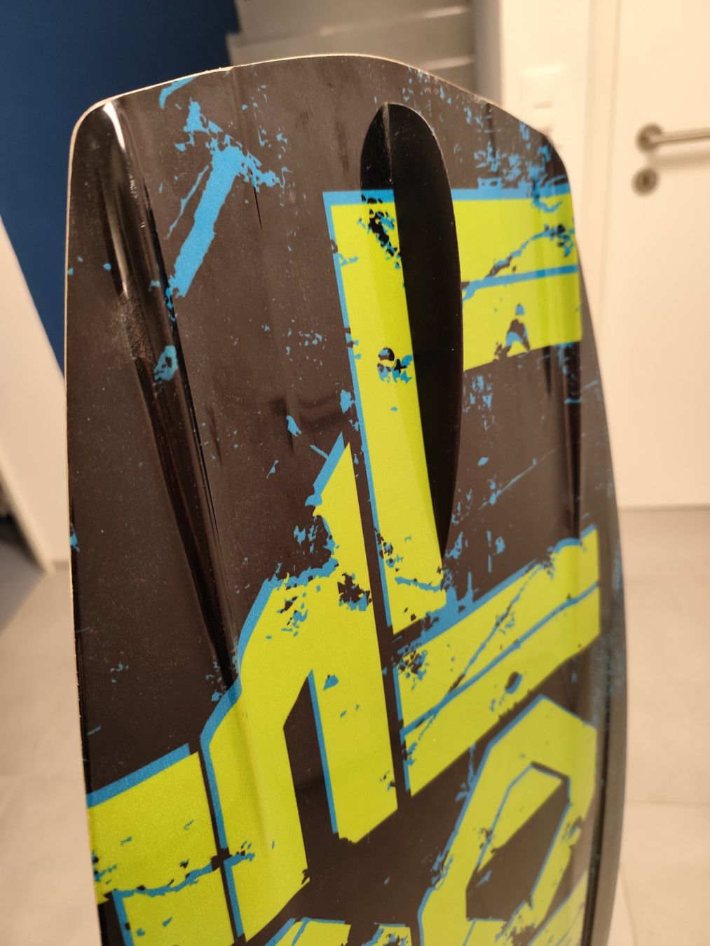 Tavole da surf e di nuoto: Liquid Force Nemesis 124 Wakeboard mit Bindung - fast neu! – Usato da Dürrenäsch venduto da jarele 3