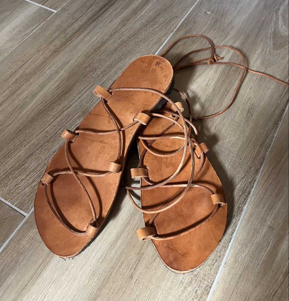 Scarpe da donna: Sandales grecques cuir – Usato da Euseigne venduto da so.ART