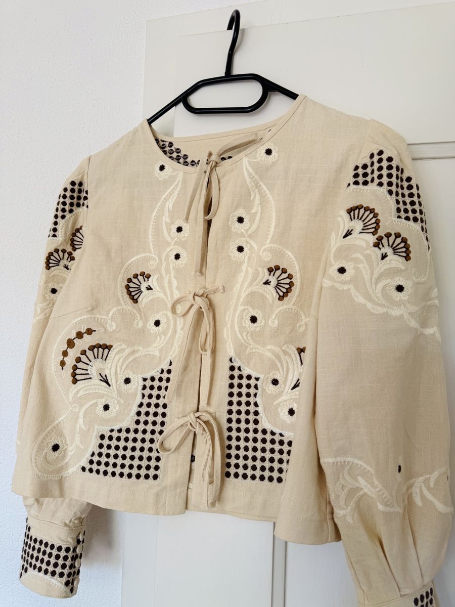 Camicette: Bestickte Bluse aus 100 % Baumwolle – Usato da Sion venduto da b2c1cat 3