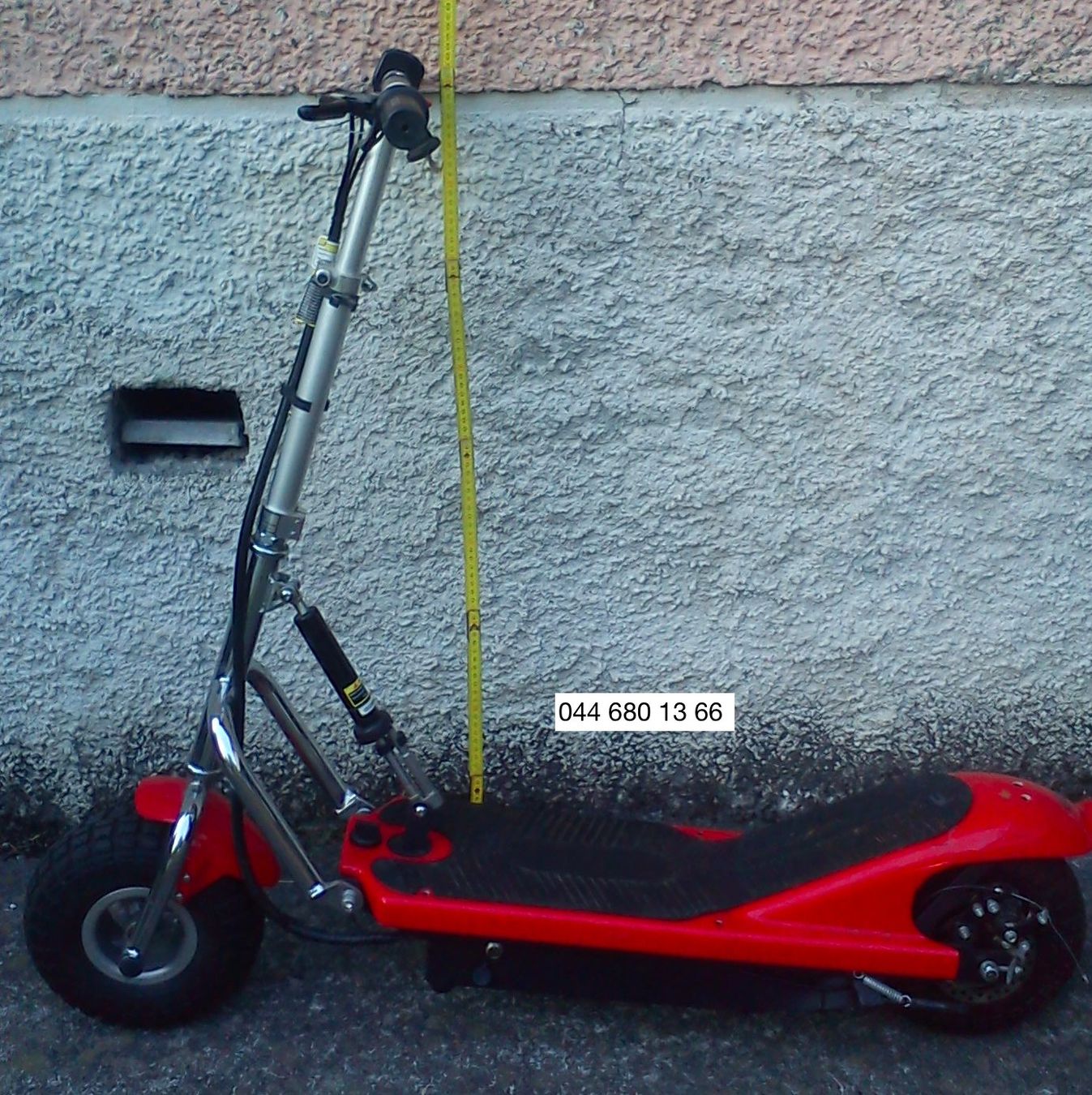Kickboard: E-Scooter, Elektro-Trotti – D'occasion à Uetikon am See par Occshop 1