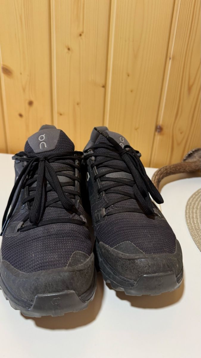 On Scarpe da donna: ON Cloud – Usato da Flumserberg Bergh venduto da swiss.ski 1