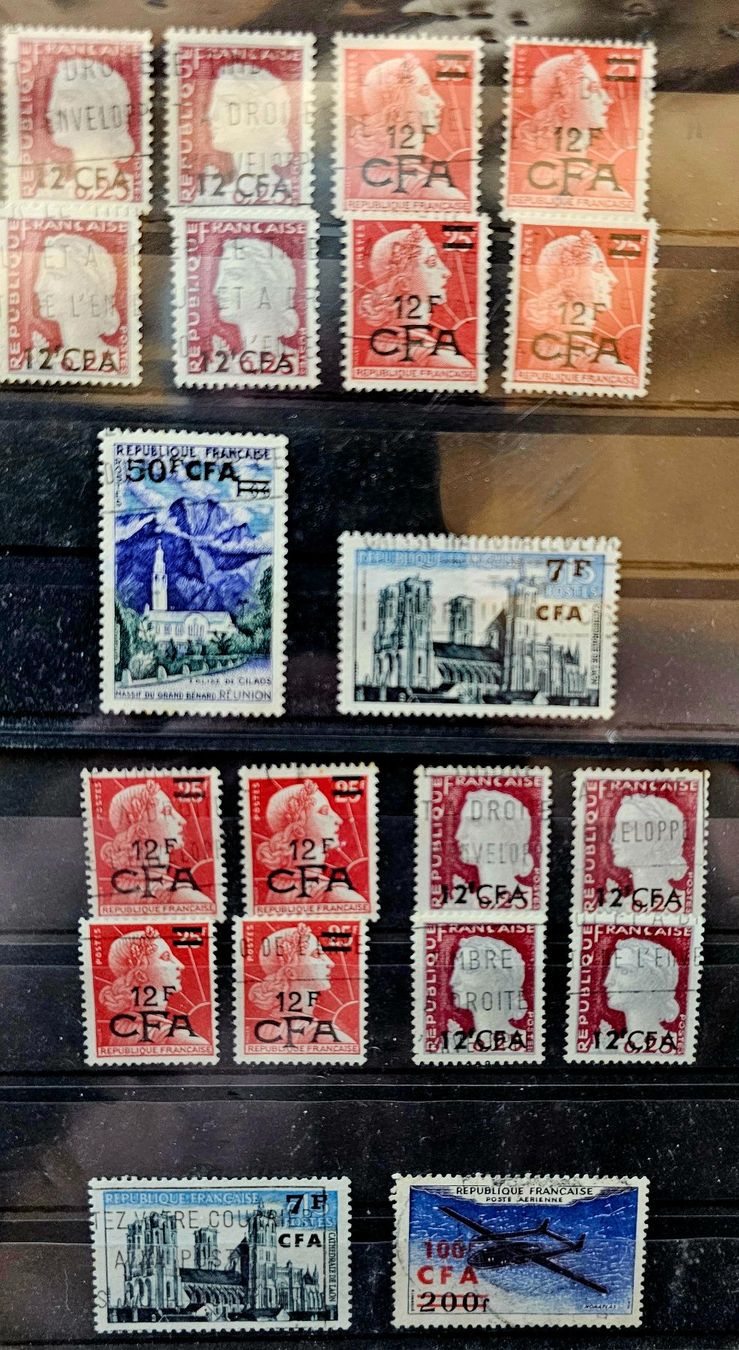 Tutti i francobolli: ILE DE LA REUNION - timbres CFA – Usato da Les Valettes venduto da Nuba1