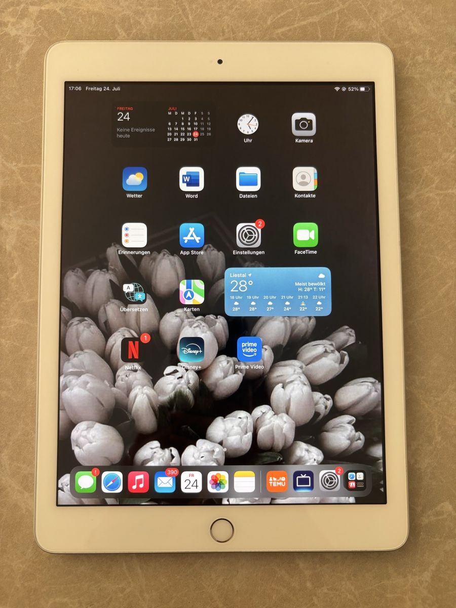 Apple Tablet PC: iPad 5. Generation Silber 32GB guter Zustand – Gebraucht aus Lausen von zoeyy101 4
