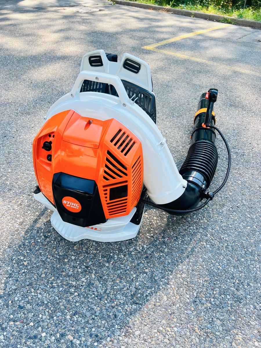 Stihl Aspirateurs & souffleurs à feuilles: Laubbläser Stihl Br 800 C – D'occasion à Urdorf par mas_5wfz 5