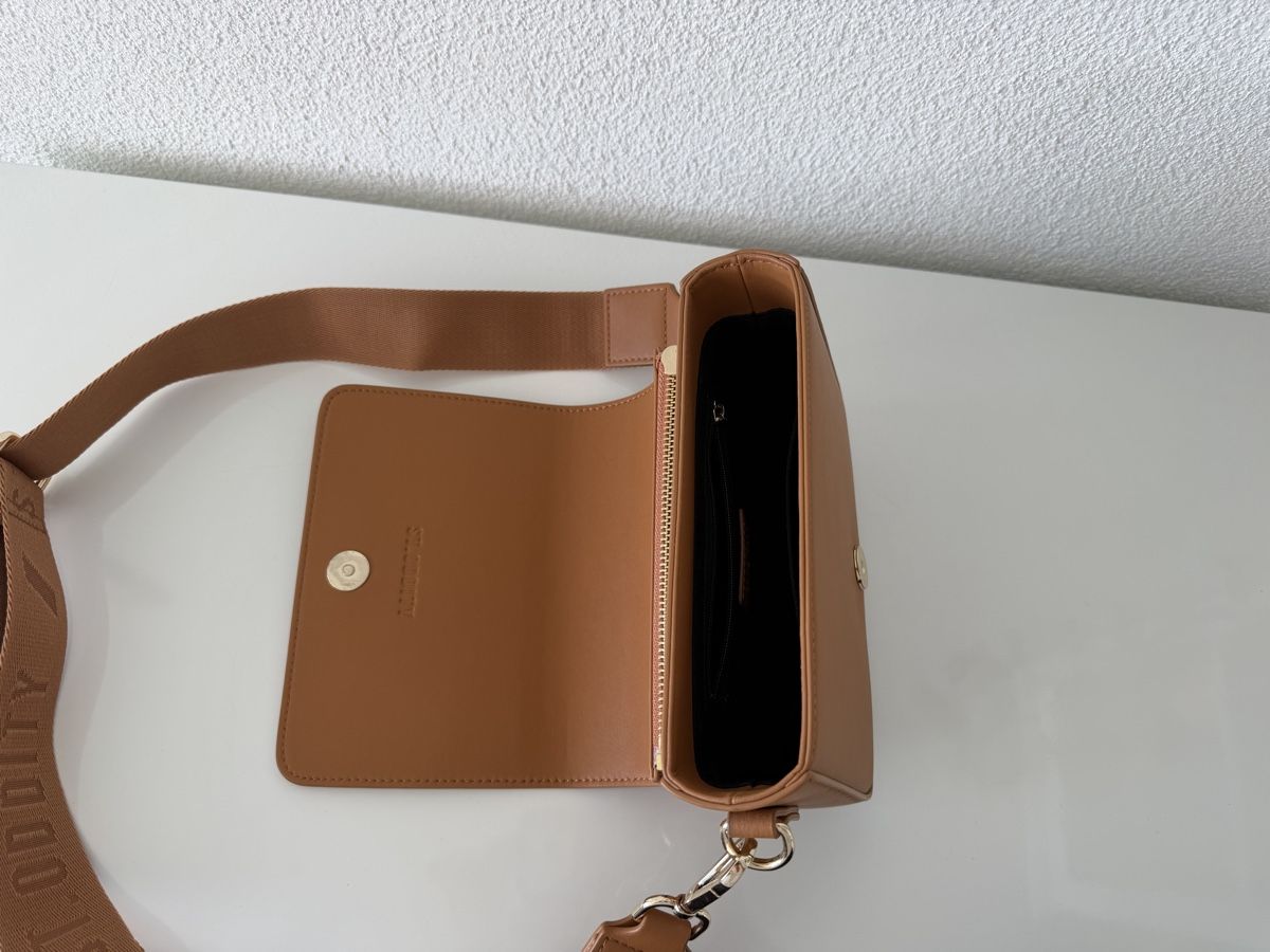 Borse da donna: St. Oddity Shoulder Bag – Usato da Brunnen venduto da keusch19 6
