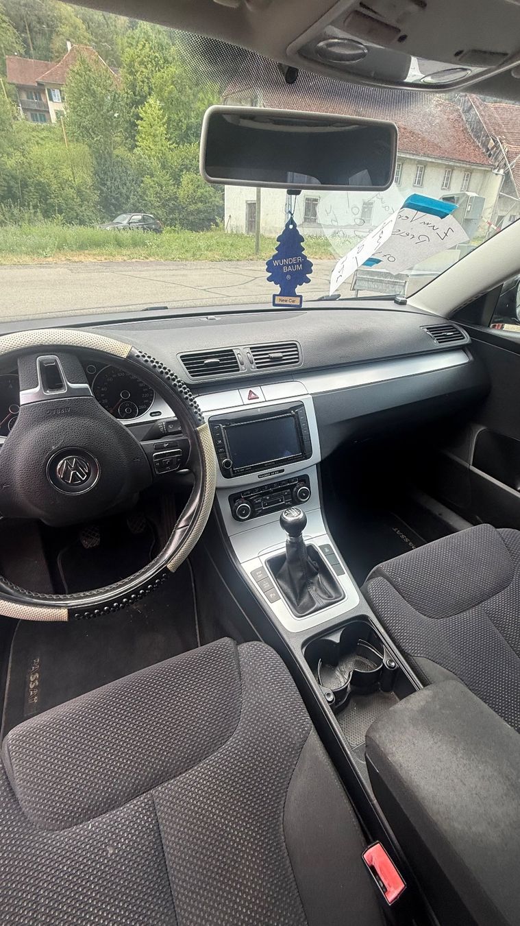VW Autos: Passat – D'occasion à Aedermannsdorf par sam_9kng 5