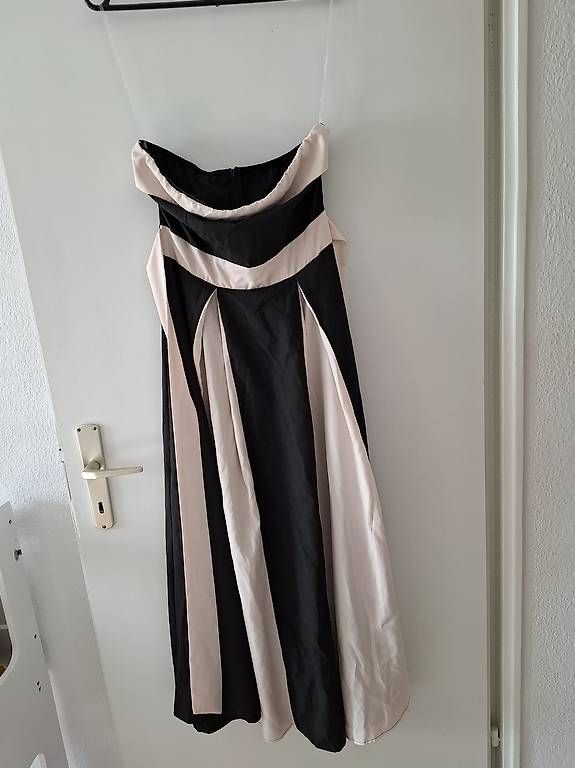 Robes: Kleid – Neuf avec emballage d'origine à Münchenstein par Salvis_68