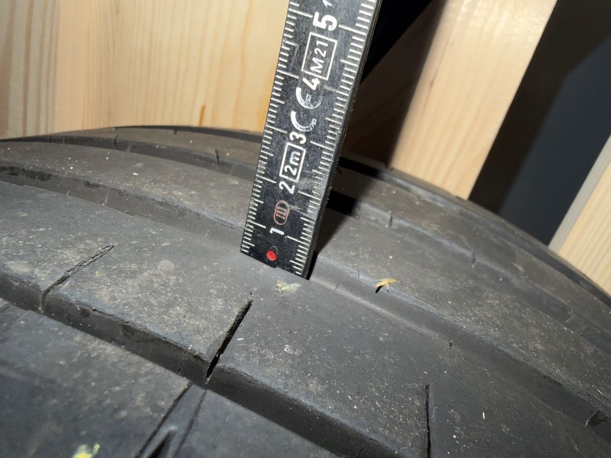Michelin Pneumatici & Ruote complete: 2 Reifen Michelin Pilot Sport 4S – Usato da Aarau Rohr venduto da alb_bm5j 2